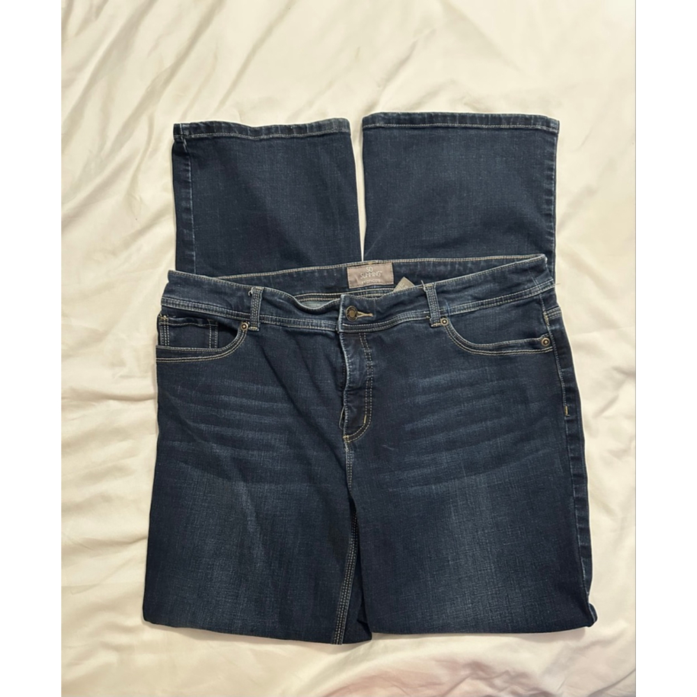Chico's So Slimming Boot Cut Jeans US 12 Dark Blue Gold